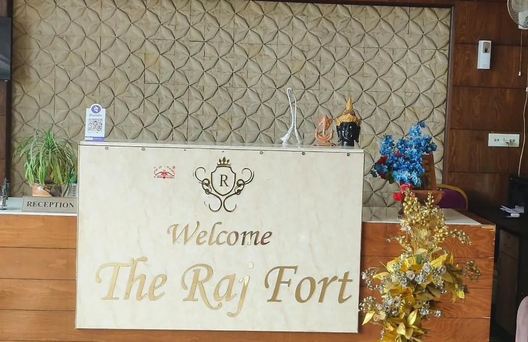 Hotel The Raj Fort-1